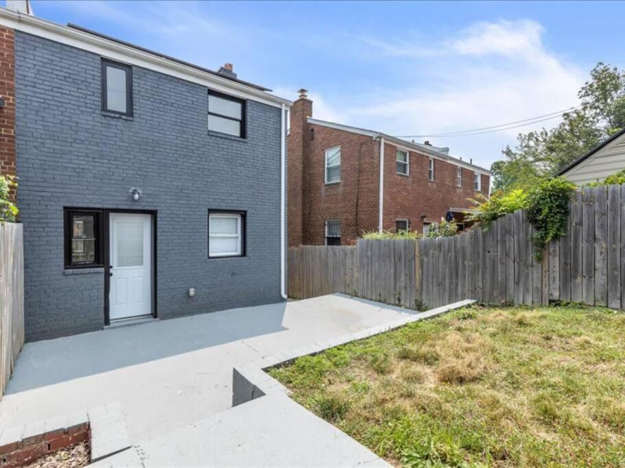 Quaint 3/2.5 In Dupont * Washington